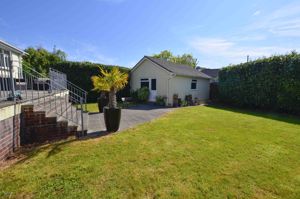 Photo 16- click for photo gallery